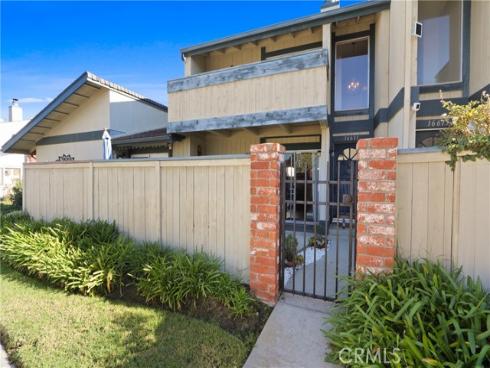 16611 Sell 24 , Huntington Beach, CA