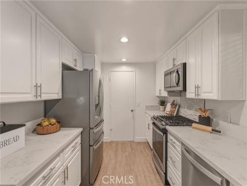 3922 Kitten Circle, Huntington Beach, CA