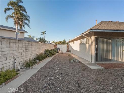 3922 Kitten Circle, Huntington Beach, CA