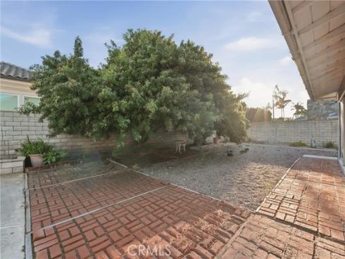 3922 Kitten Circle, Huntington Beach, CA