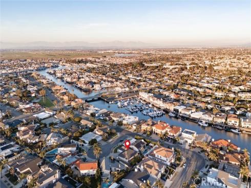 3922 Kitten Circle, Huntington Beach, CA