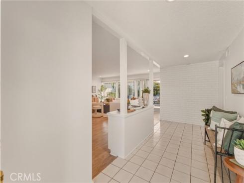 3922 Kitten Circle, Huntington Beach, CA