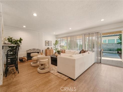 3922 Kitten Circle, Huntington Beach, CA
