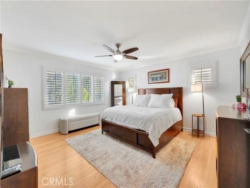 17252 Breda Lane, Huntington Beach, CA