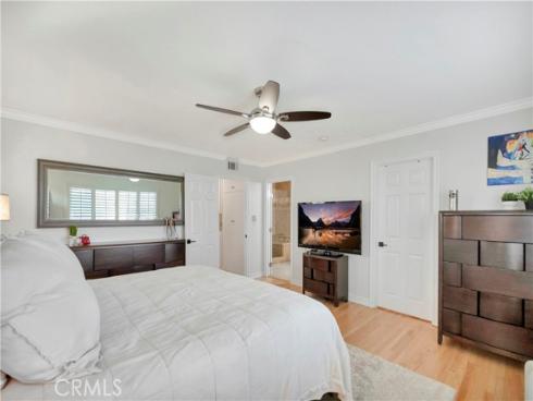 17252 Breda Lane, Huntington Beach, CA