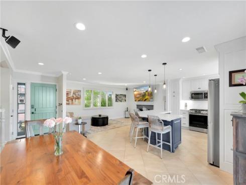 17252 Breda Lane, Huntington Beach, CA