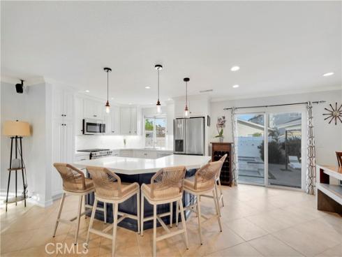 17252 Breda Lane, Huntington Beach, CA