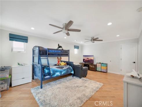 17252 Breda Lane, Huntington Beach, CA