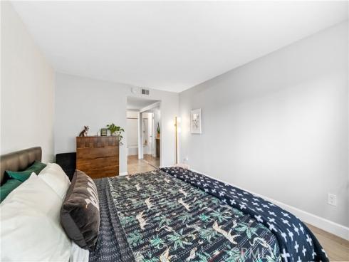 6600 Warner 15 , Huntington Beach, CA