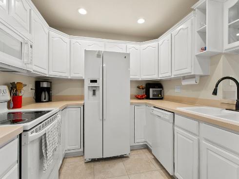 21372 Brookhurst 226 , Huntington Beach, CA