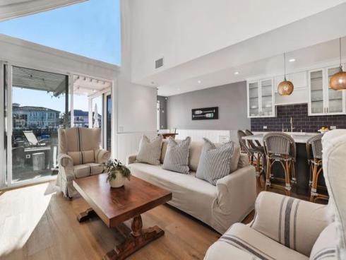 3532 Windspun Drive, Huntington Beach, CA