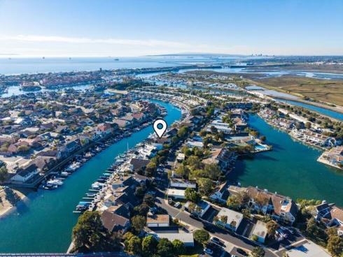 3532 Windspun Drive, Huntington Beach, CA