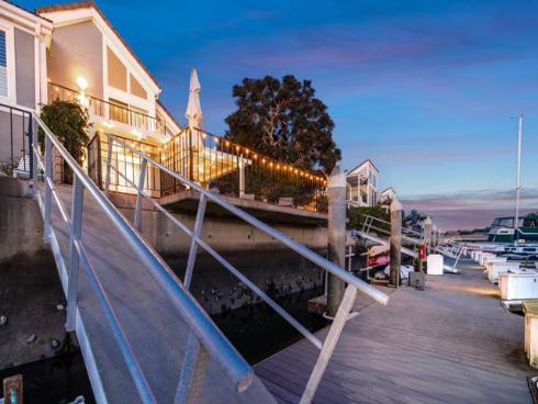 3532 Windspun Drive, Huntington Beach, CA