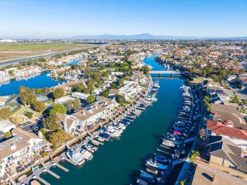 3532 Windspun Drive, Huntington Beach, CA