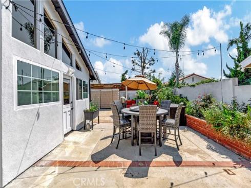 9172 Carrolltown Drive, Huntington Beach, CA