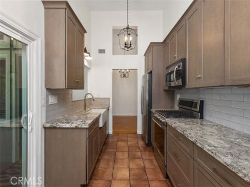 19431 Sunray Lane 205 , Huntington Beach, CA