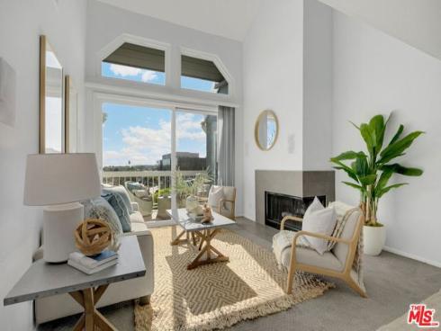 20371 Bluffside B410 Circle, Huntington Beach, CA