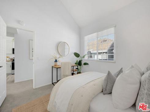 20371 Bluffside B410 Circle, Huntington Beach, CA