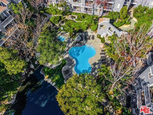 20371  Bluffside  B410  Circle, Huntington Beach, CA