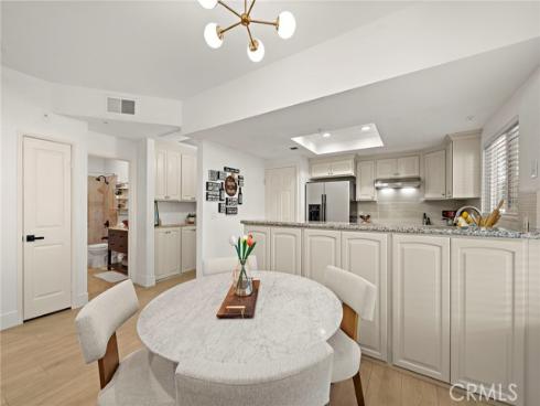 4561 Warner 101 Avenue, Huntington Beach, CA