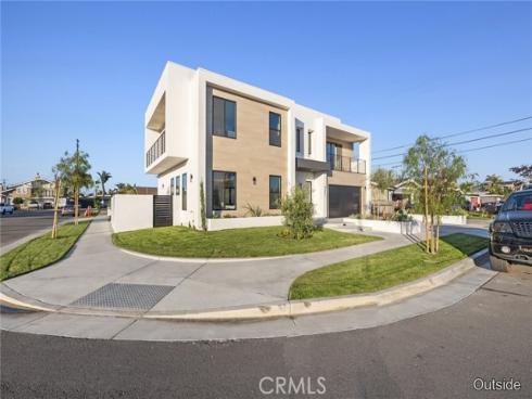 9541 Pollack Drive, Huntington Beach, CA