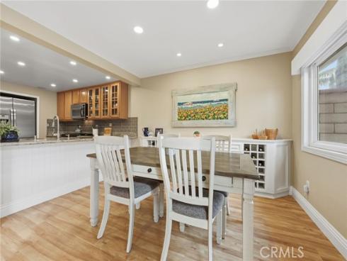 7906 Seawall , Huntington Beach, CA