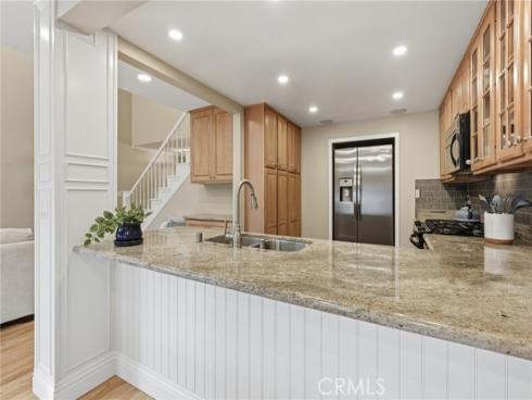 7906 Seawall , Huntington Beach, CA