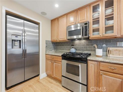 7906 Seawall , Huntington Beach, CA