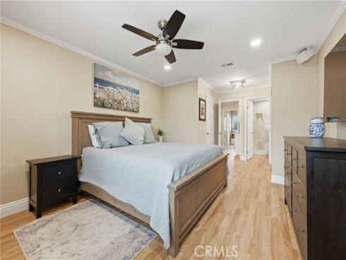 7906 Seawall , Huntington Beach, CA