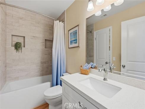 7906 Seawall , Huntington Beach, CA