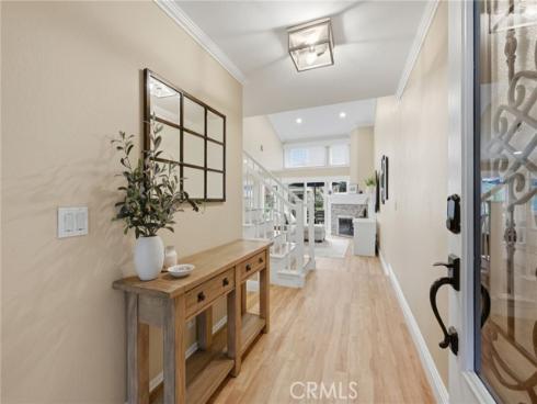 7906 Seawall , Huntington Beach, CA