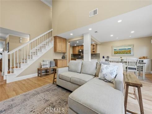 7906 Seawall , Huntington Beach, CA