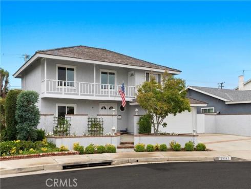 21941 Oceanview Lane, Huntington Beach, CA