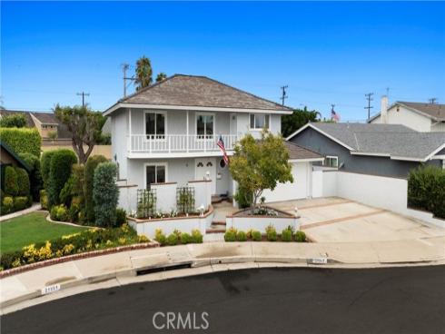 21941  Oceanview   Lane, Huntington Beach, CA