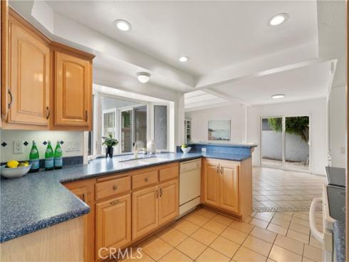 21941 Oceanview Lane, Huntington Beach, CA