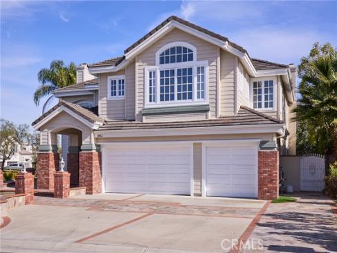 18662 Jockey Circle, Huntington Beach, CA