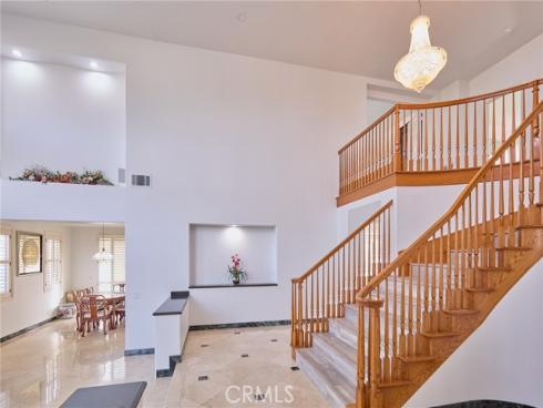 18662 Jockey Circle, Huntington Beach, CA