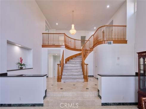 18662 Jockey Circle, Huntington Beach, CA