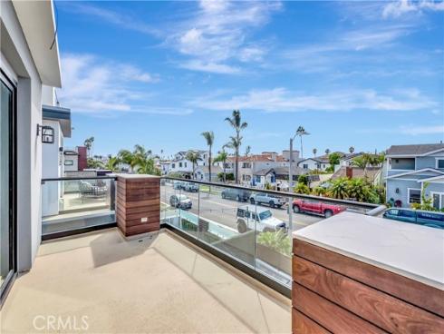 620 Huntington Street , Huntington Beach, CA
