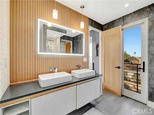 620 Huntington Street , Huntington Beach, CA