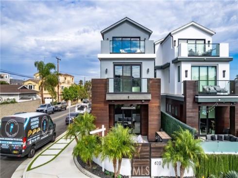 620 Huntington Street , Huntington Beach, CA