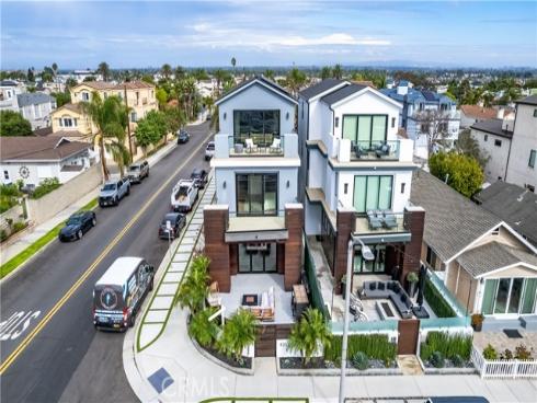 620 Huntington Street , Huntington Beach, CA