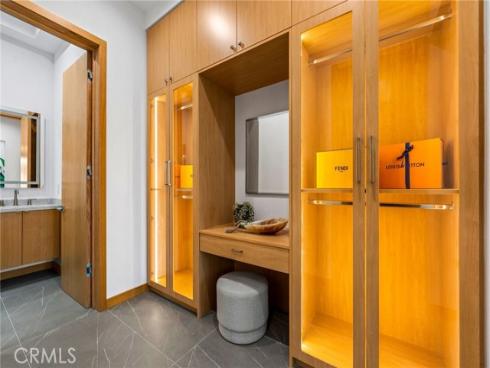 1828 Pine Street, Huntington Beach, CA