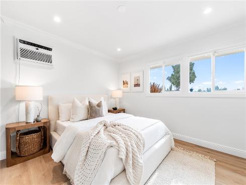 5281 Meadowlark , Huntington Beach, CA