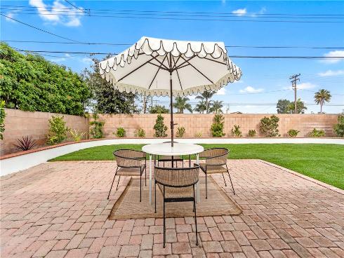 5281 Meadowlark , Huntington Beach, CA