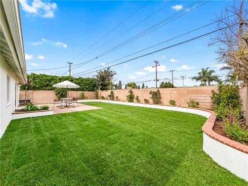 5281 Meadowlark , Huntington Beach, CA