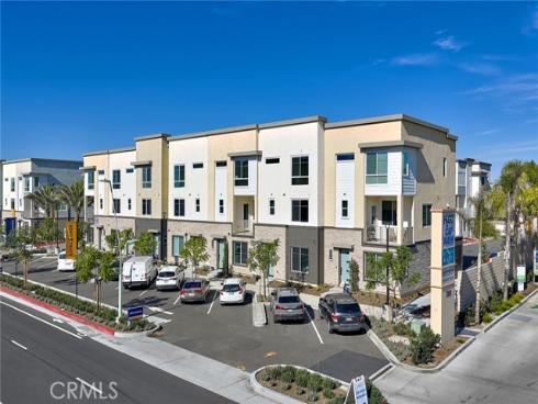 7268 Ellington Drive, Huntington Beach, CA