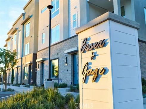 7268 Aura Circle, Huntington Beach, CA