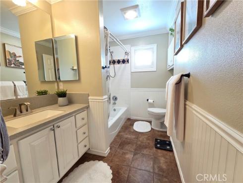 7822  Rhine  , Huntington Beach, CA