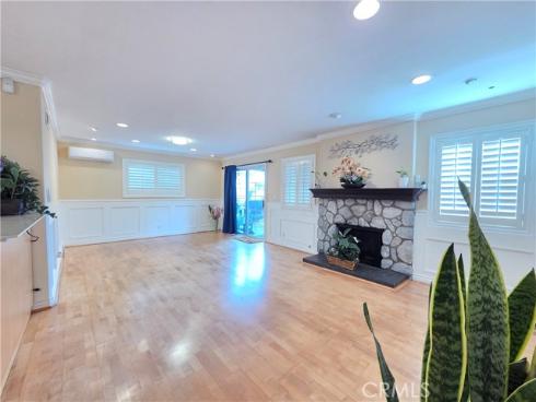 7822  Rhine  , Huntington Beach, CA